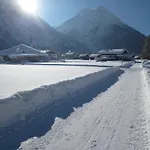 Adlernest Lechtal Chalet *